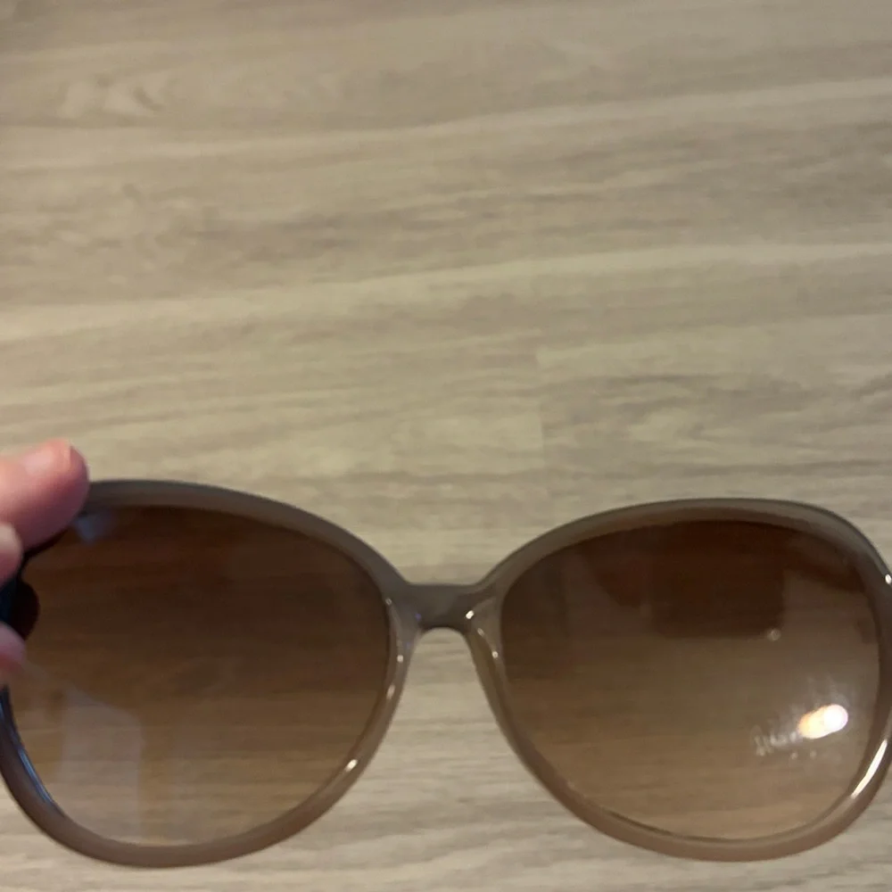 Stylish Round Brown Sunglasses